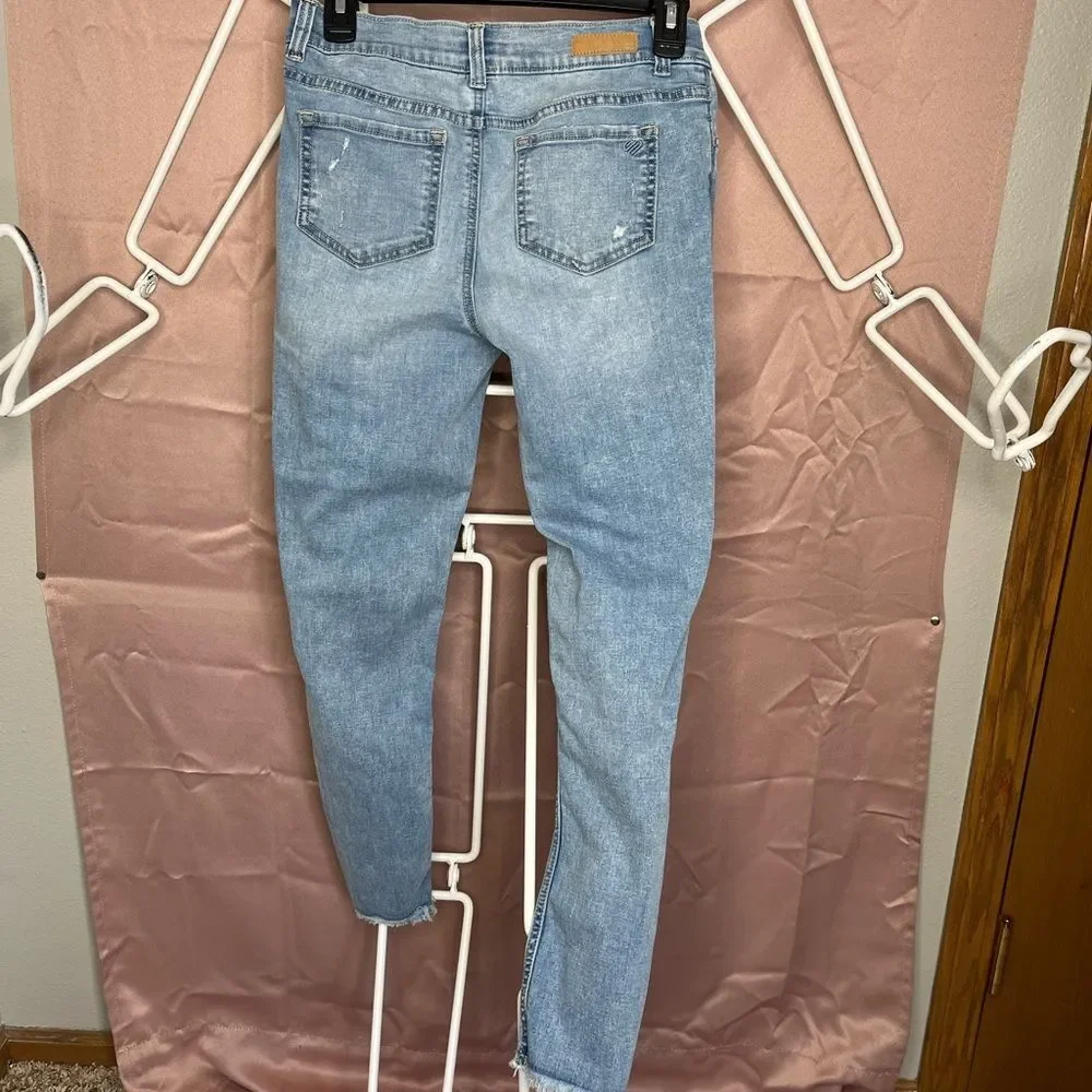 Girls size 16 Justice frayed Jeggings denim leggings